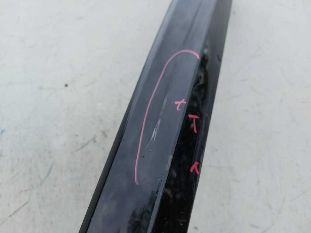 Audi a3 8v5 седан s-line ліва молдинг поріг накладка поріг Недорого