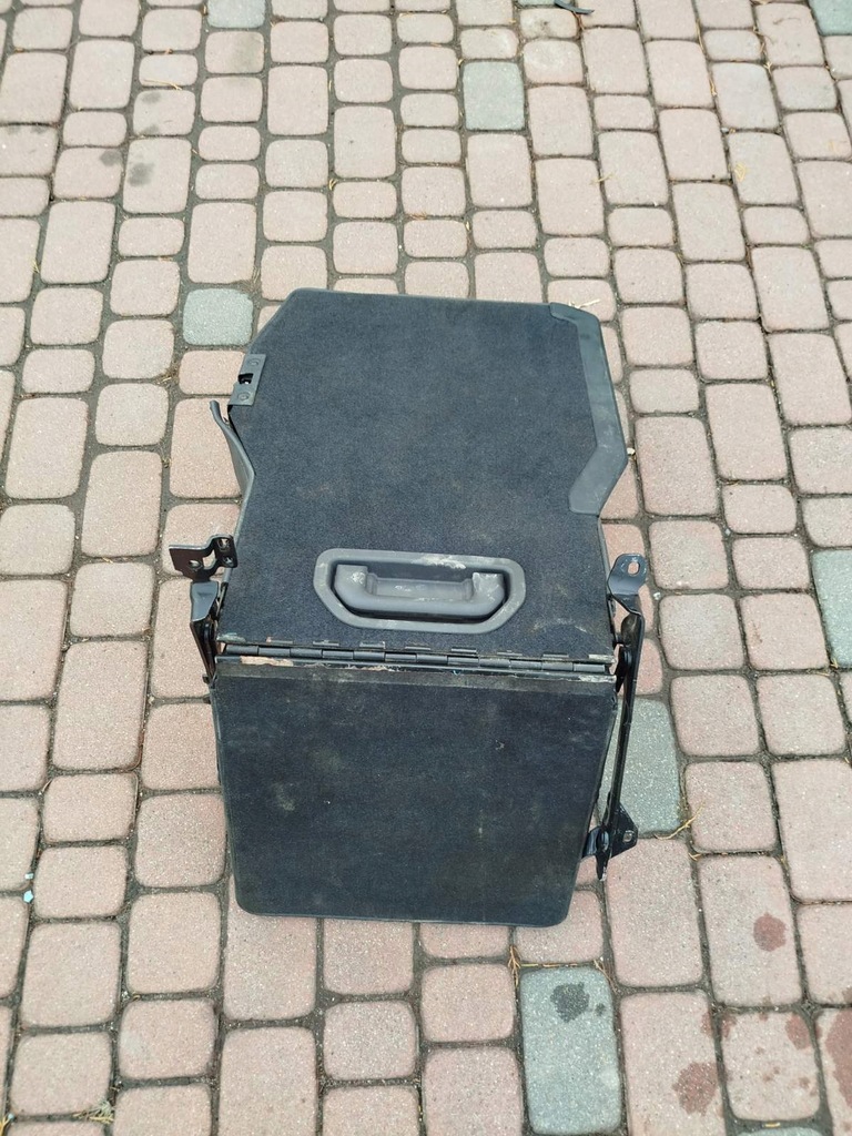 фото №16, Сиденья заднее сиденье комплект полукожа opel zafira b lift 7 местная