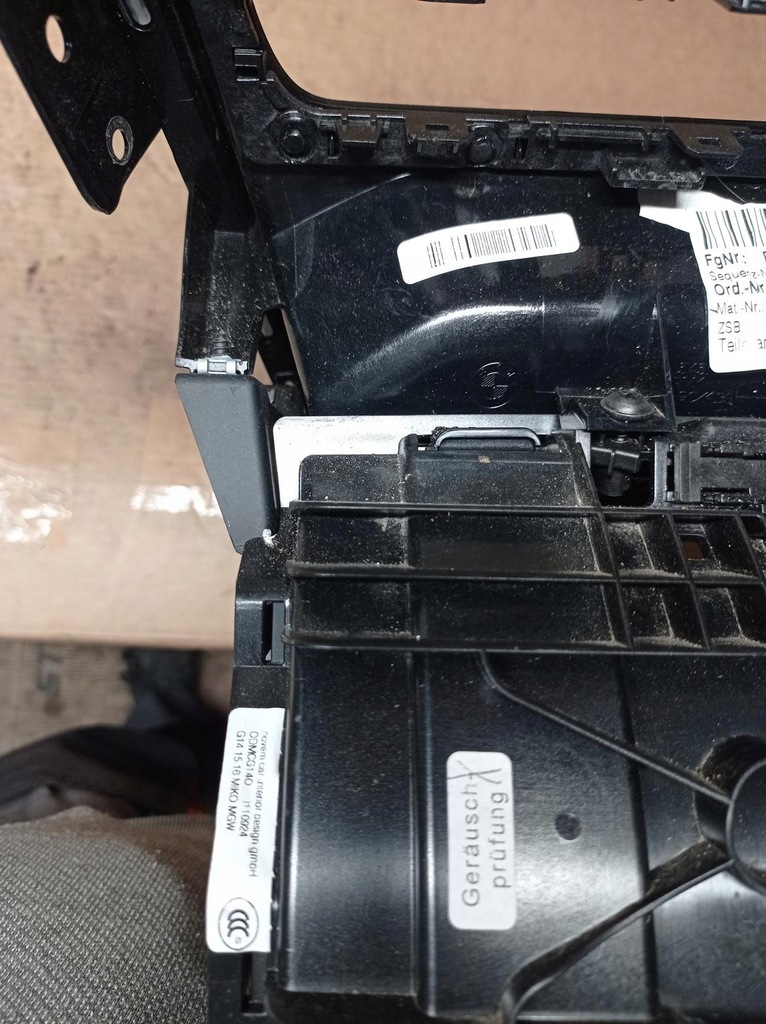 фото №10, Декор тунель бардачок bmw 8 g14 g15 g16