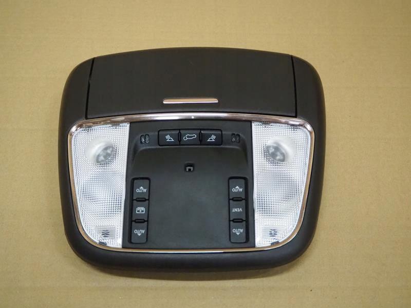 фото №1, Лампа потолочный grand cherokee wk2 summit lift