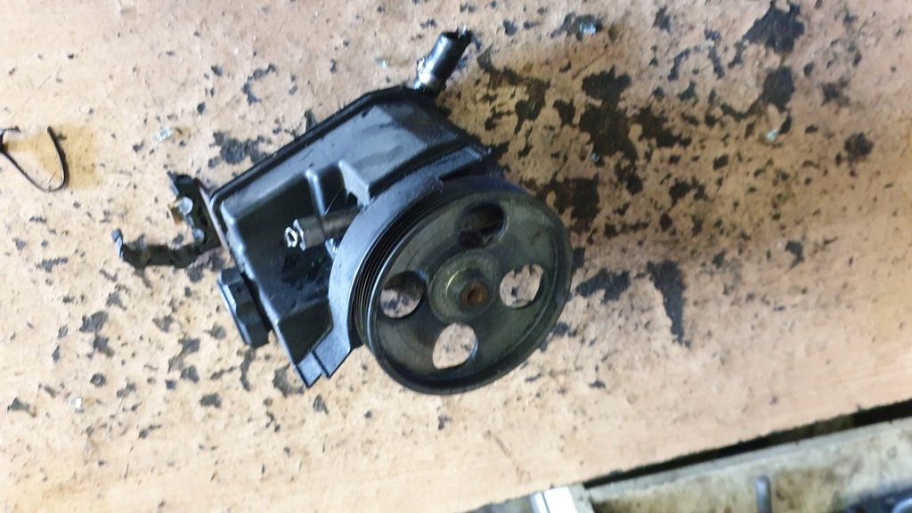 фото №1, Peugeot 206+ plus 1.1 насос підсилювача