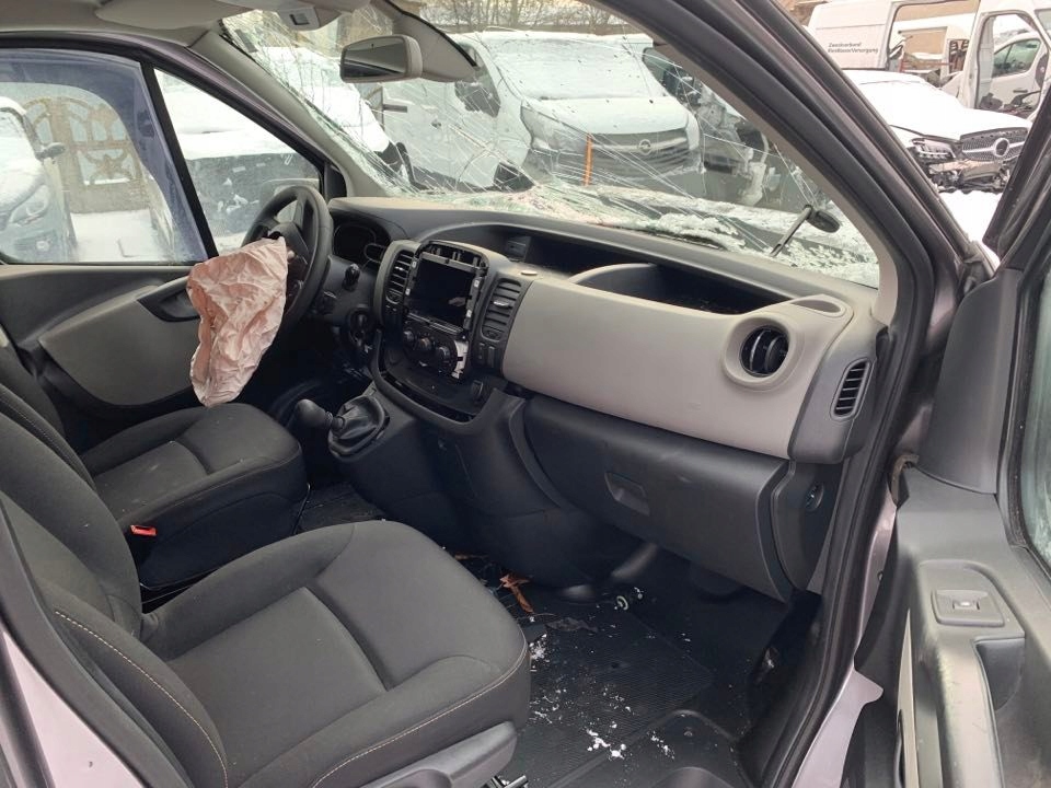 фото №5, Trafic iii vivaro b nissan nv300 задняя крышка багажника 2019