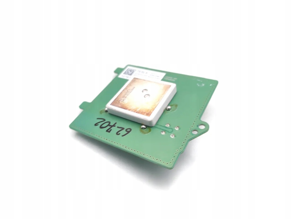 Купить Tesla model 3 усилитель антенны 2020 седан 4/5dr 1079734-00-c 19-24 ev