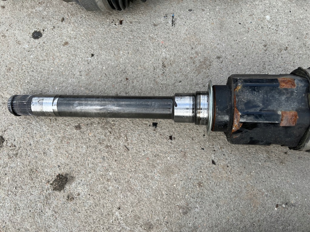 Купить Grand cherokee wk2 приводной вал правая перед передняя 3.0