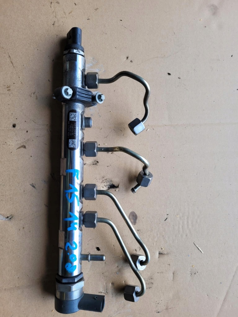 фото №1, Молдинг впрыскная bmw x5 f15 2.0 d 7800601