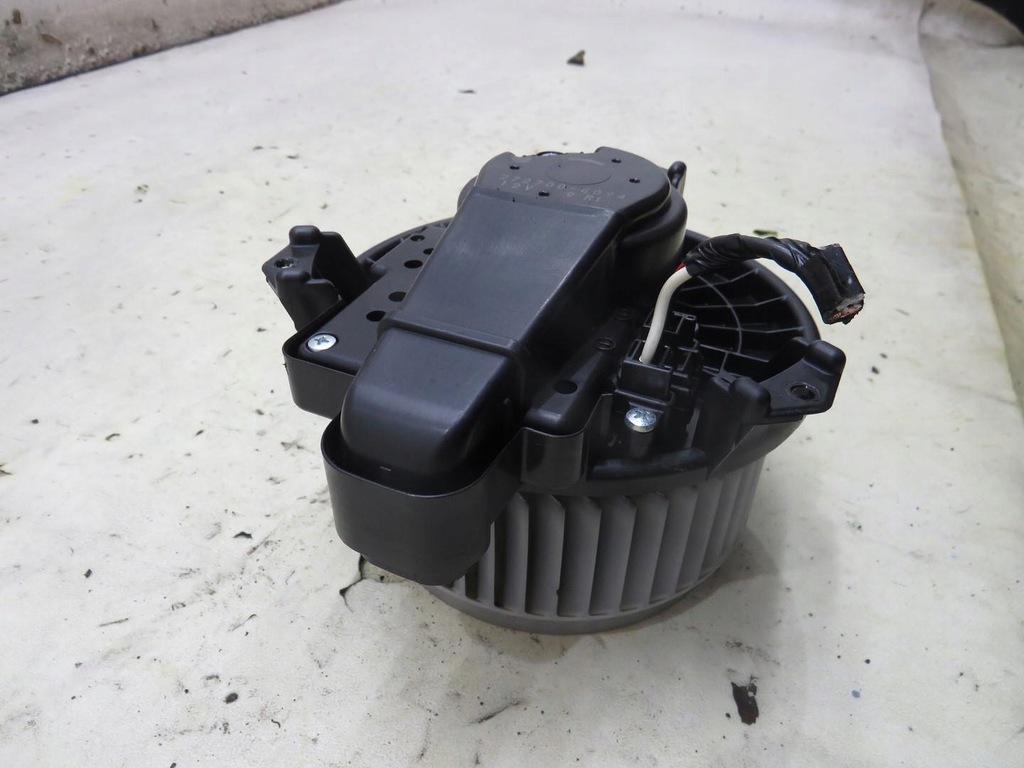 фото №6, Вентилятор воздуходувка обдув toyota rav 4 iv 2.0 d4d 272700-8094
