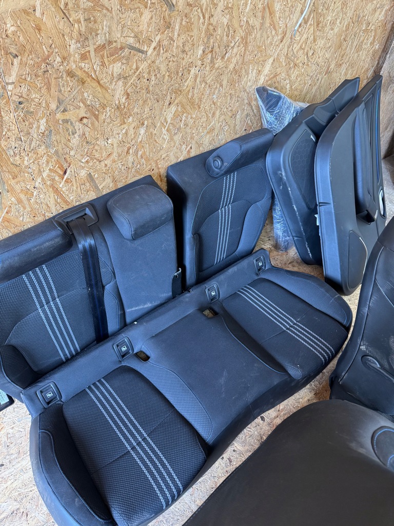 фото №8, Сидіння сидіння заднє сидіння обшивки renault megane iv gt line gt kombi hb