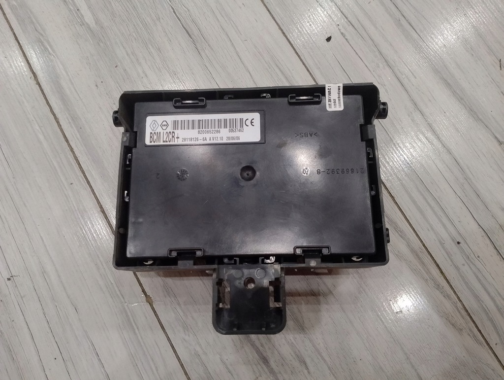 фото №3, Модуль bcm l2cr+ renault clio iii 8200652286