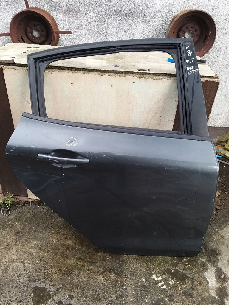 фото №1, Дверь правое задняя peugeot 208