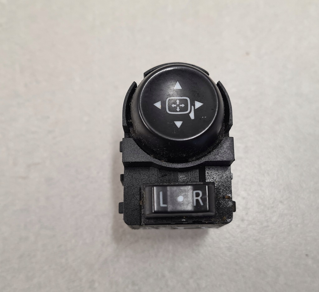 фото №1, Переключатель кнопка регулировка зеркал opel astra v k 22934609