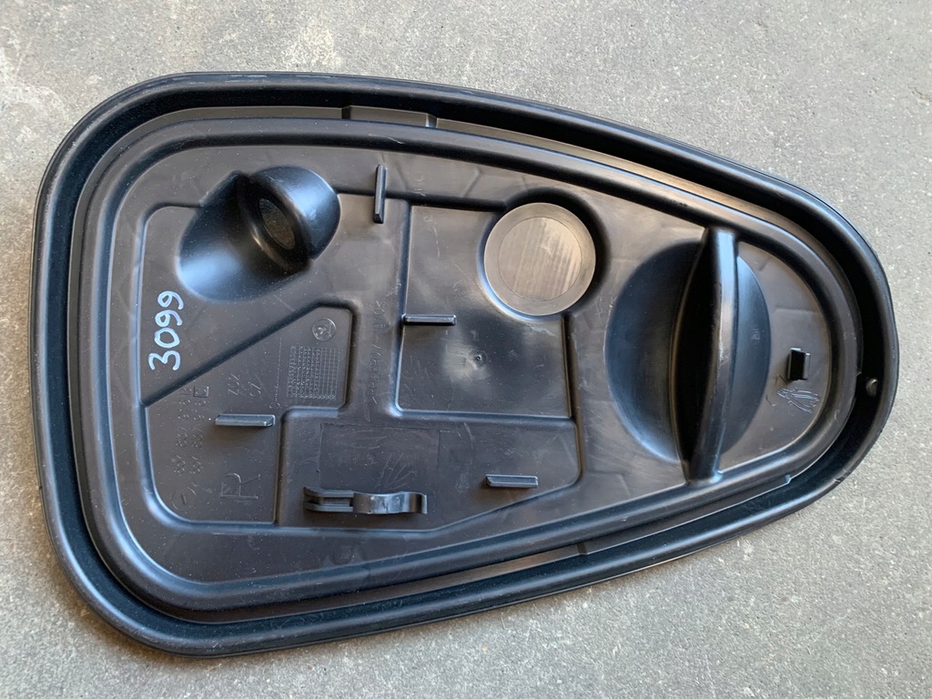 фото №1, Skoda kamiq scala защита заглушка дверь правый перед 654837916