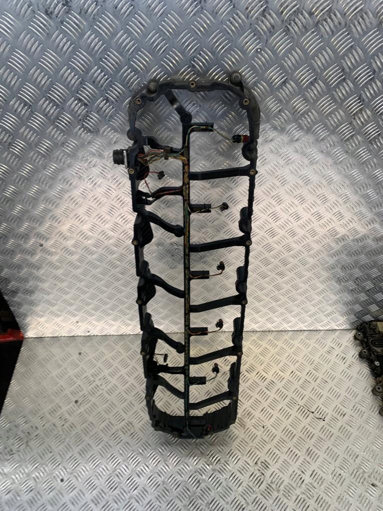 фото №9, Комплектная крышка клапанов двигателя daf