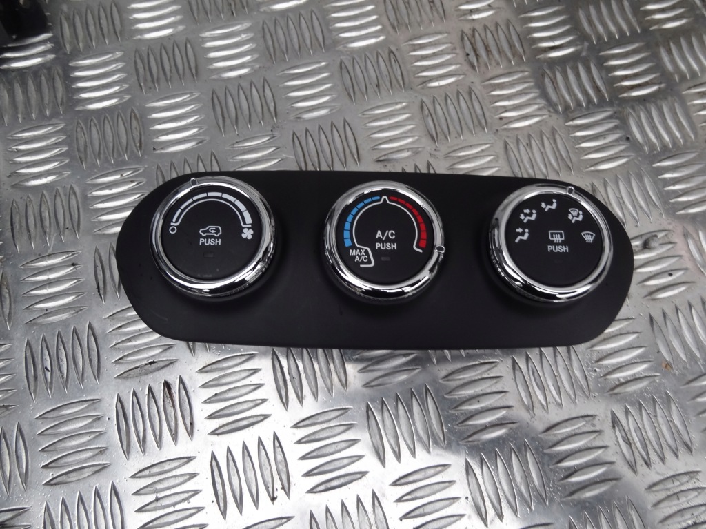 фото №1, Jeep renegade 2014 панель керування кондиціонер europa 07356123330 org
