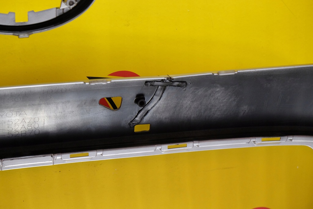 фото №13, Toyota prius c aqua lift 2018 бампер перед usa