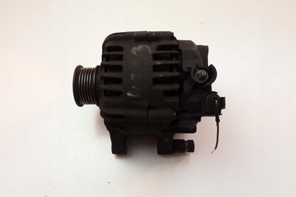 Купити Генератор ford focus 3 av6n10300dc 1.5l дизель 2015