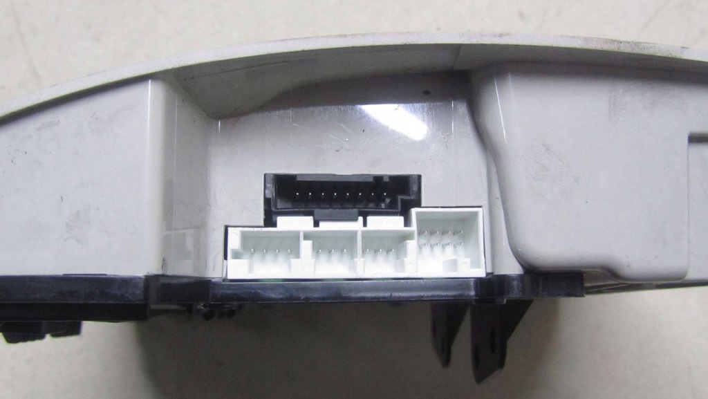 фото №6, Mercedes w176 лампа освещение кабины a0009004108