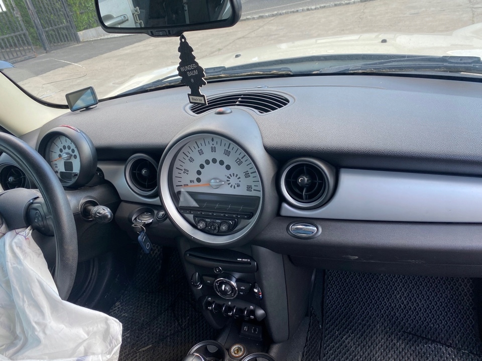 фото №1, Mini cooper clubman r55 r56 1,6 перехідник панель приладів