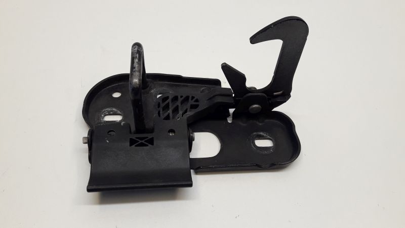 фото №1, Porsche panamera 970 засувка капот