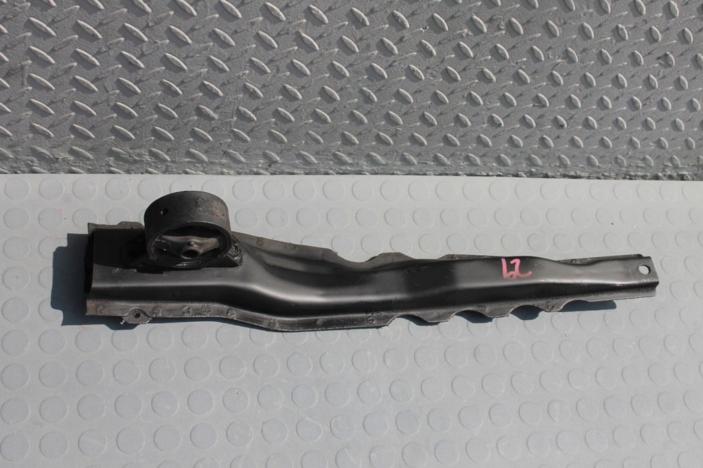 фото №4, Балка pod двигатель подушка lancer vii 2.0 16v 03-08