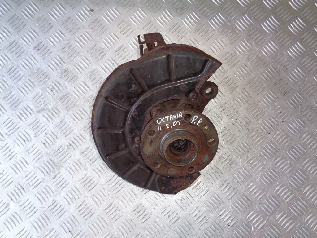 фото №1, Поворотный кулак правый перед octavia ii rs 2.0 tfsi 05-