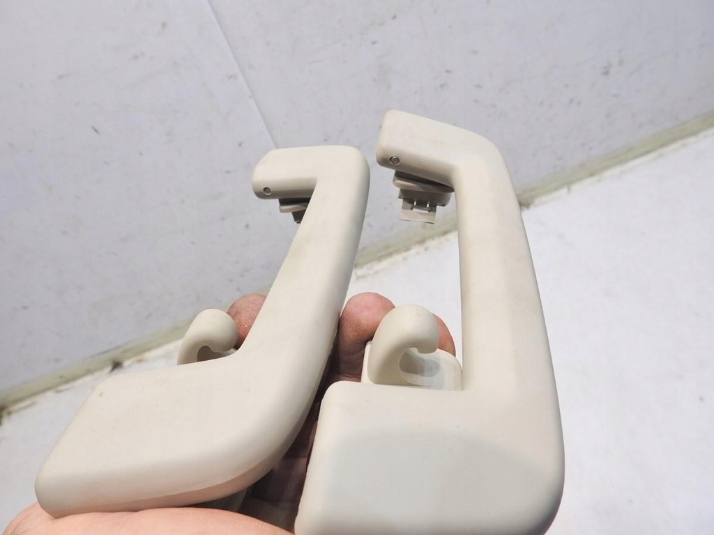 фото №6, Ручка потолочный задняя volvo v70 iii