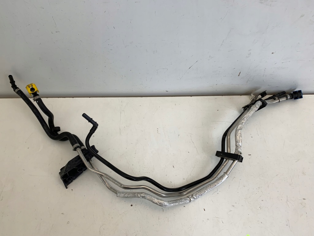 Купити Jaguar xf ii x260 2.0d труба трубка патрубок шланг пального комплект оригінал