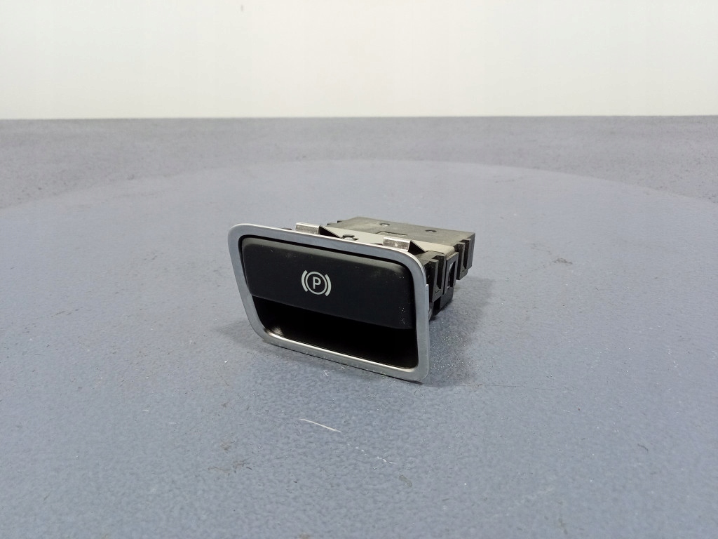 фото №1, Mercedes s klasa w222 кнопка тормоза ручного a2229050106