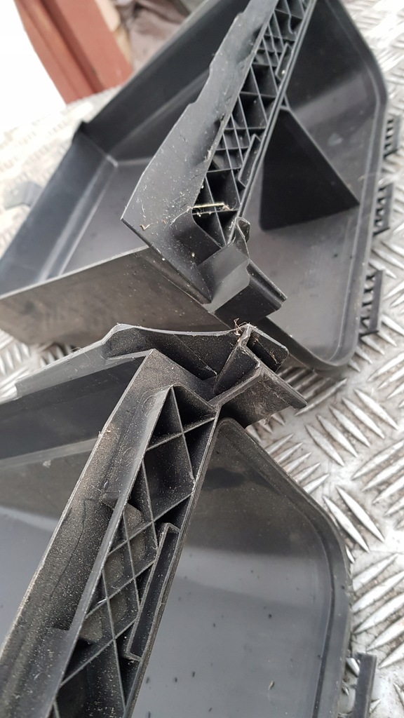 фото №8, Mercedes w211 воздуховод воздуха 2118300003