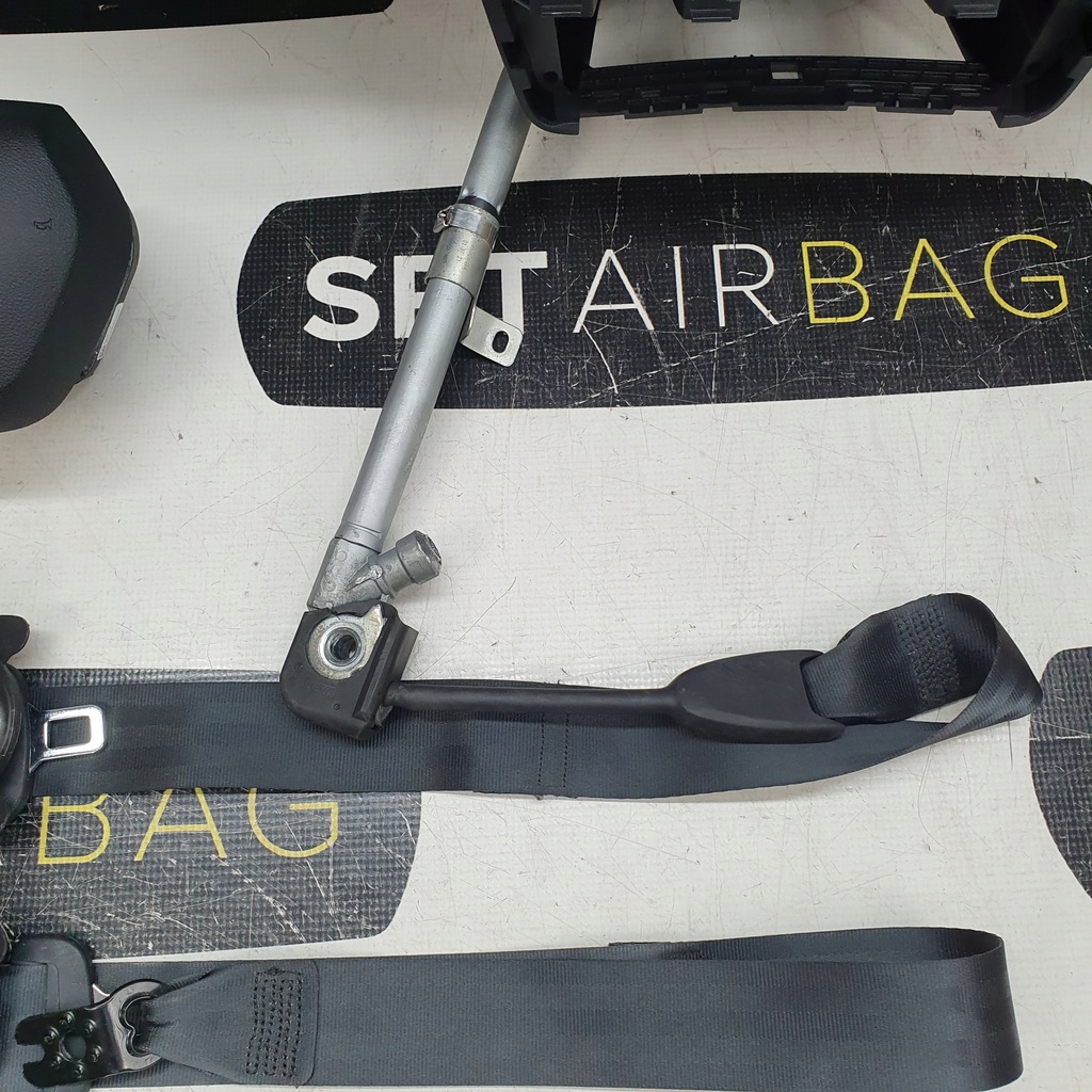 фото №11, Fabia iv 4 приборная панель консоль подушки безопасности ремни подушка безопасности