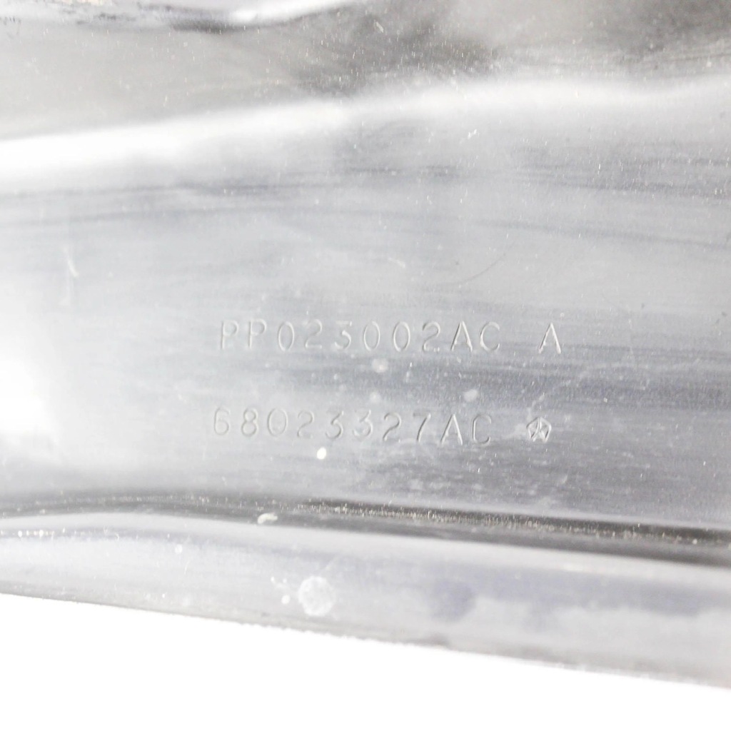 фото №8, Dodge caravan 2016 панель кріплення радіатора / góra