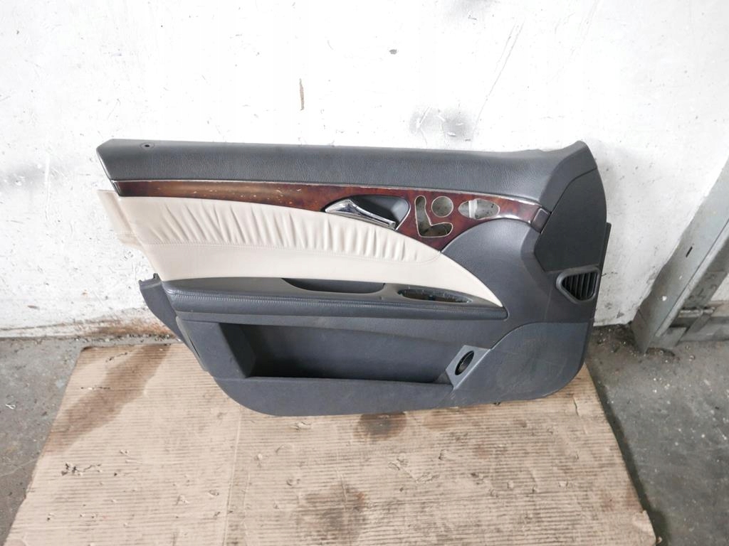 фото №1, Обивка обшивка левый перед mercedes w211 02-06