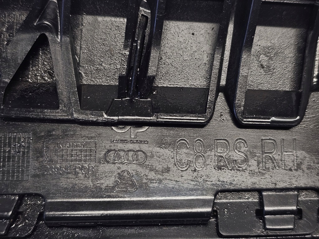 фото №13, Решётка бампера правая перед audi rs6 rs7 4k8 c8 18 - 4k8807682d