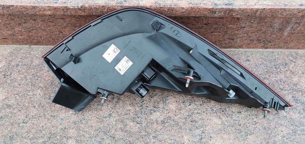 фото №9, Mercedes cla 118 c118 x118 lift 2023- лампа задняя задняя led правая