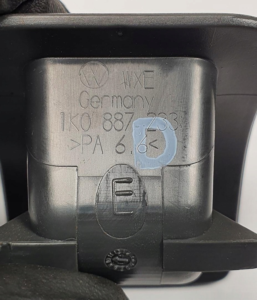 фото №3, Заглушка isofix vw golf v 1k0887233