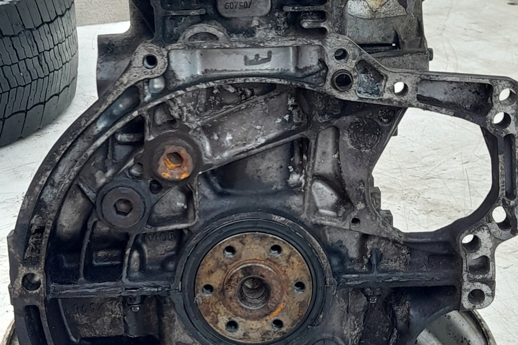 фото №12, Двигатель citroën berlingo b9 9h02 1.6l дизель 66kw 2009