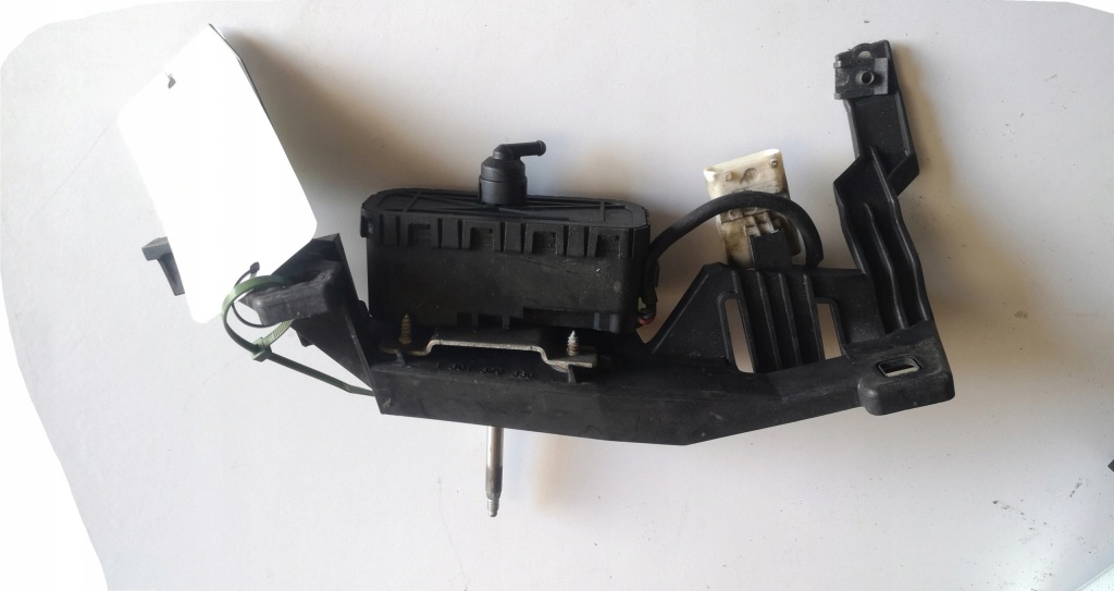 Купить Механизм дворники land rover оригинальный номер 1301329336 xx