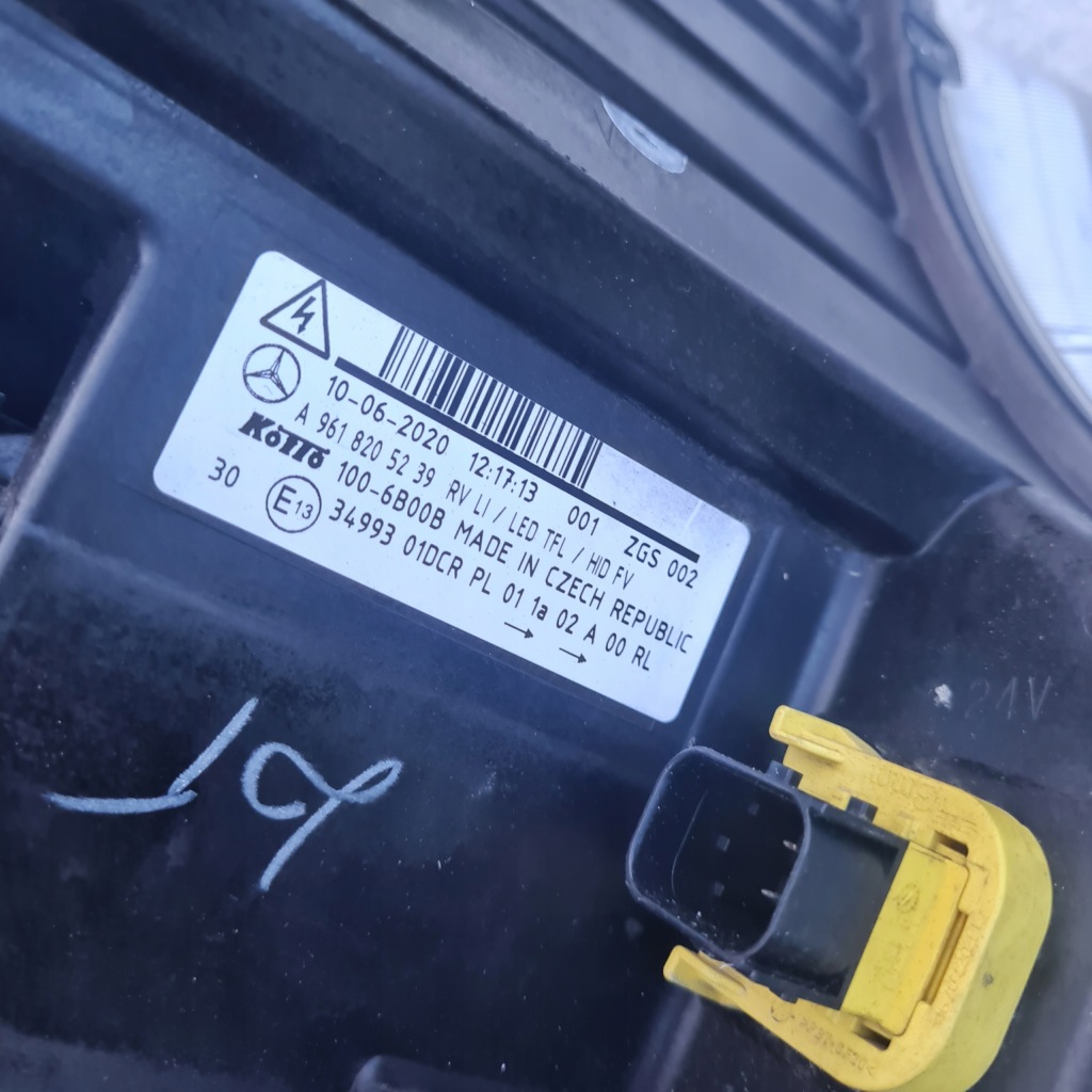 Mercedes actros фонари led a9618205239 a9618205339 Киев