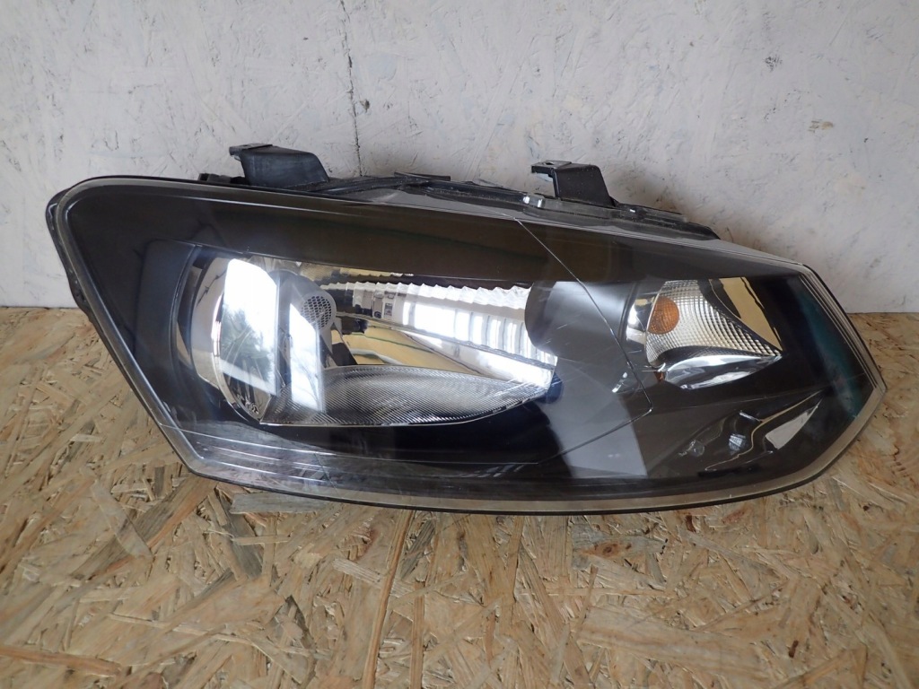 фото №1, Лампа правая фара правый vw polo 6r 6r1941016e