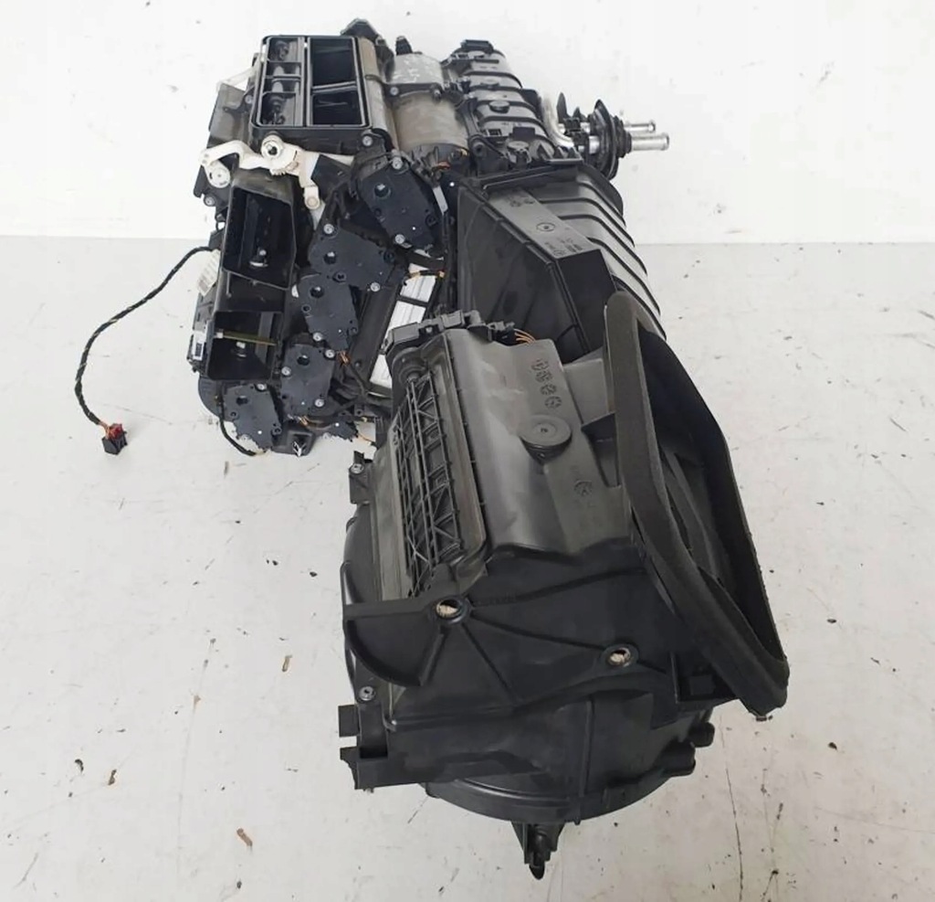 фото №7, Audi a6 c7 2011r отопитель europa