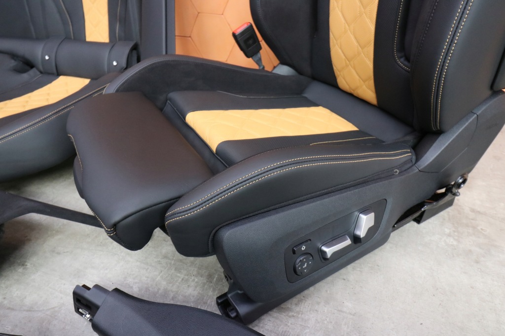 фото №15, Bmw m8 f93 g16 салон сидіння заднє сидіння обшивки вентиляція підігрів midrand beż