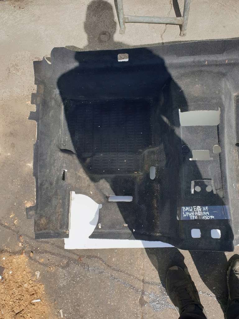 фото №4, Bmw x1 e84 обшивка коврик задняя пол салона