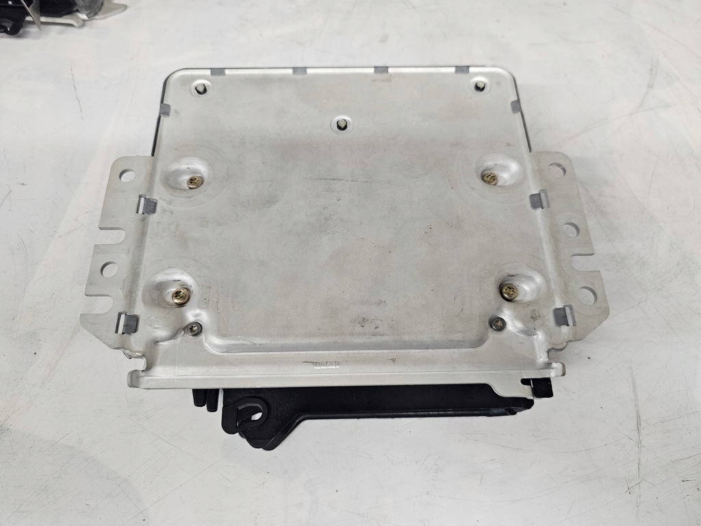 фото №5, Opel бортовой компьютер блок управления двигателя 90421881 0261200488