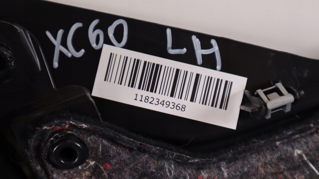 фото №9, Volvo xc60 ii обшивка багажника левый 31440665