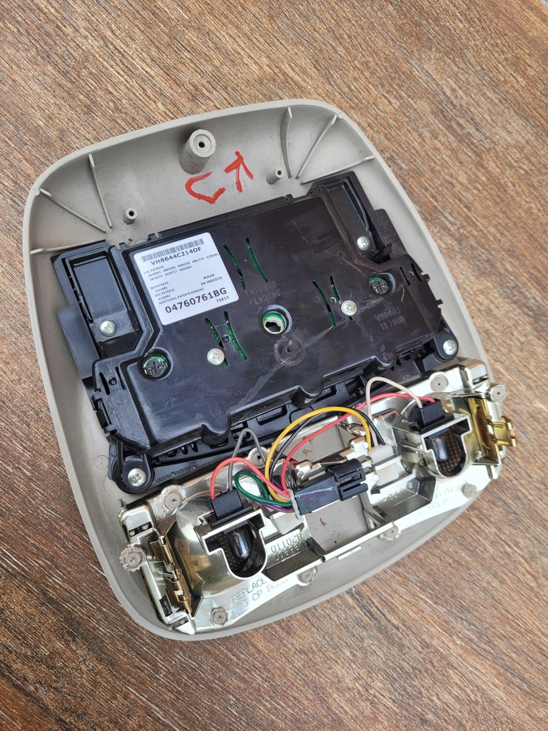 фото №13, Jeep cherokee kj лампа потолочный