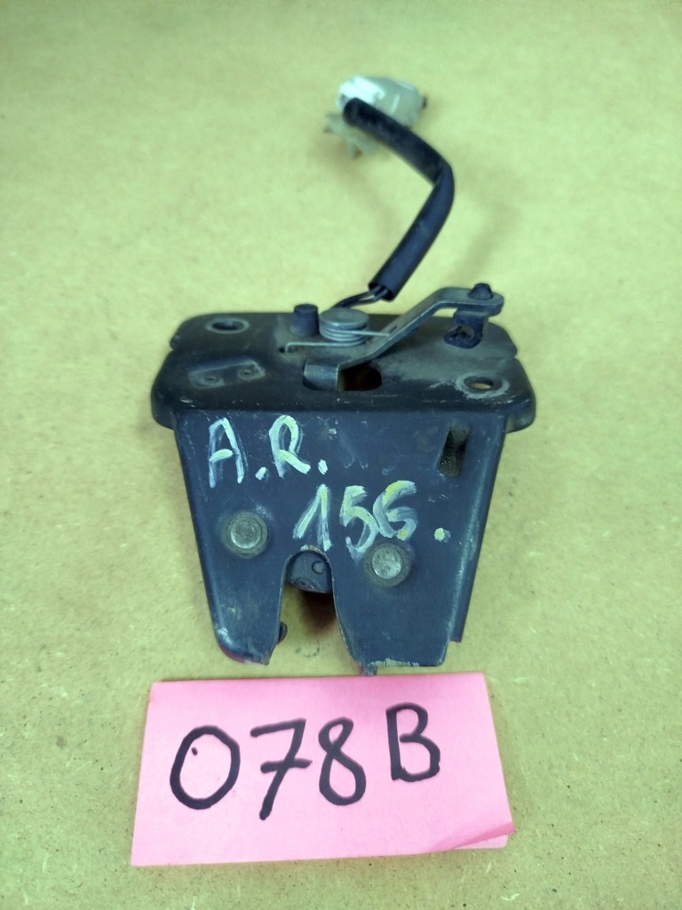 Купить Замок вкладка открывания крышки капот alfa romeo 156