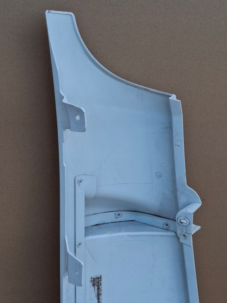 Daf lf euro 6 облицовка уголок кабины левый ветровик белый оригинал 82535067 Доставка