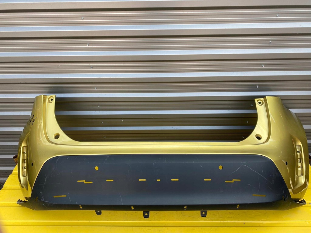 фото №1, Toyota yaris cross бампер задняя 20-