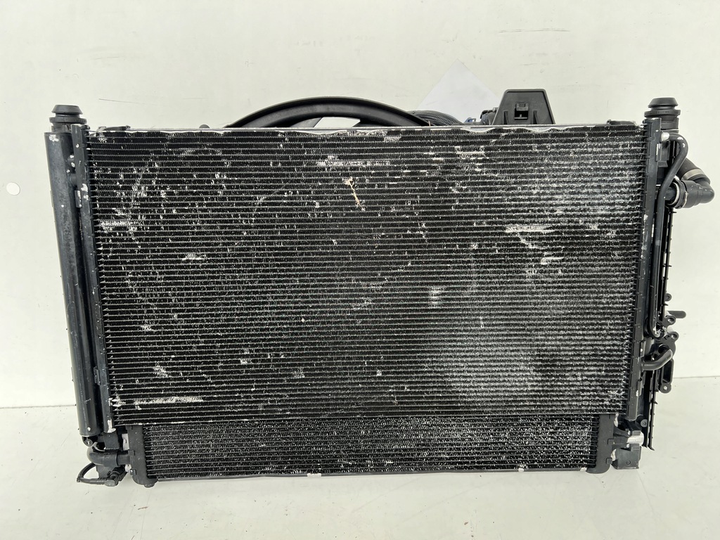 фото №11, Pas передний радиатор land rover discovery sport