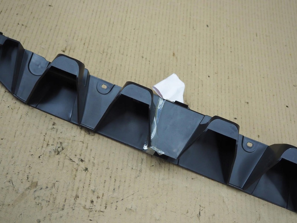 фото №16, Напрямна бампера задня renault zoe 850321348r