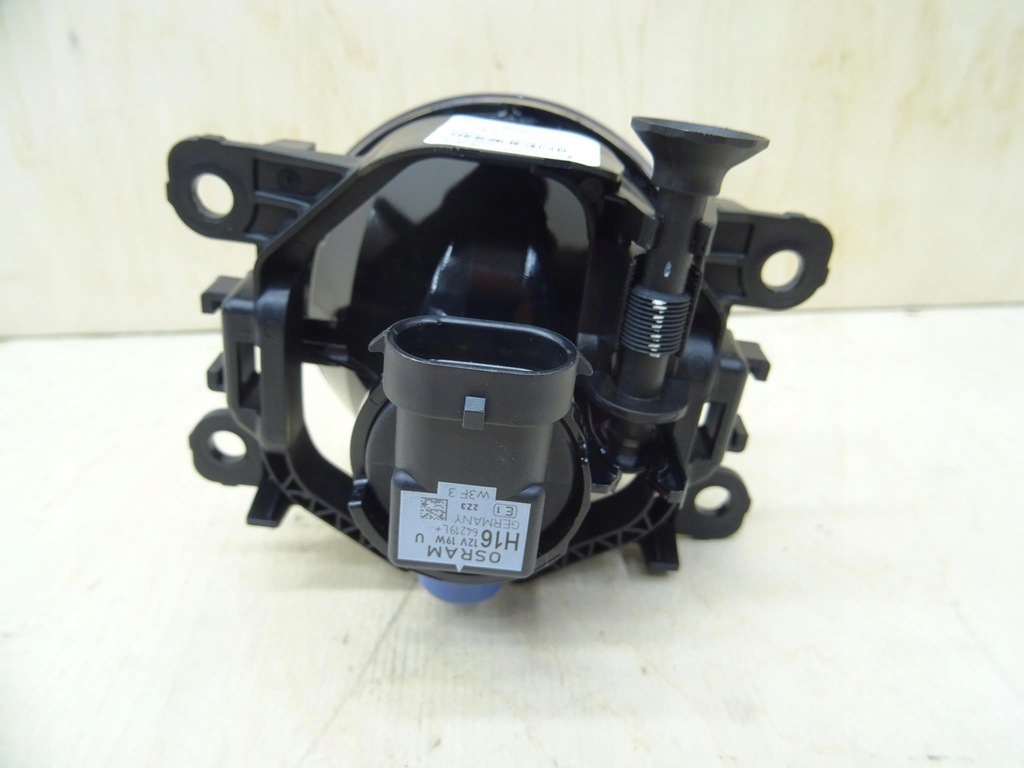 фото №4, Dacia renault противотуманная фара 261507817r